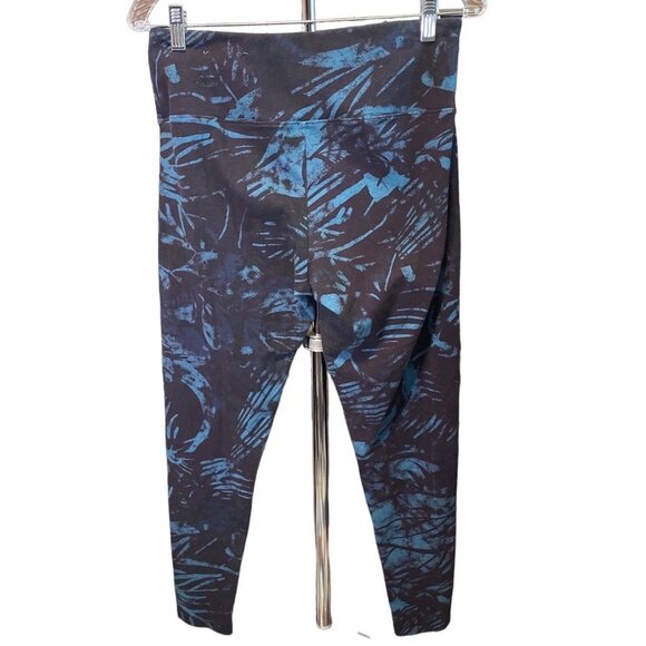 Soft Surrounding Blue Black Tropical Pattern Athletic Yoga Pants Sz M - Picture 2 of 10